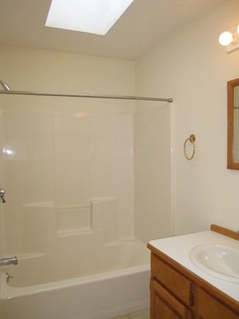 15 Stoneybrook Road Grafton, MA 01536 - Photo 19 of 20 Gallery Image 19