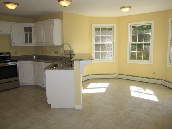 15 Stoneybrook Road Grafton, MA 01536 - Photo 5 of 20 Gallery Image 5