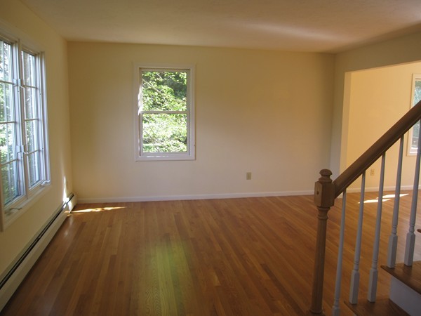 15 Stoneybrook Road Grafton, MA 01536 - Photo 9 of 20 Gallery Image 9