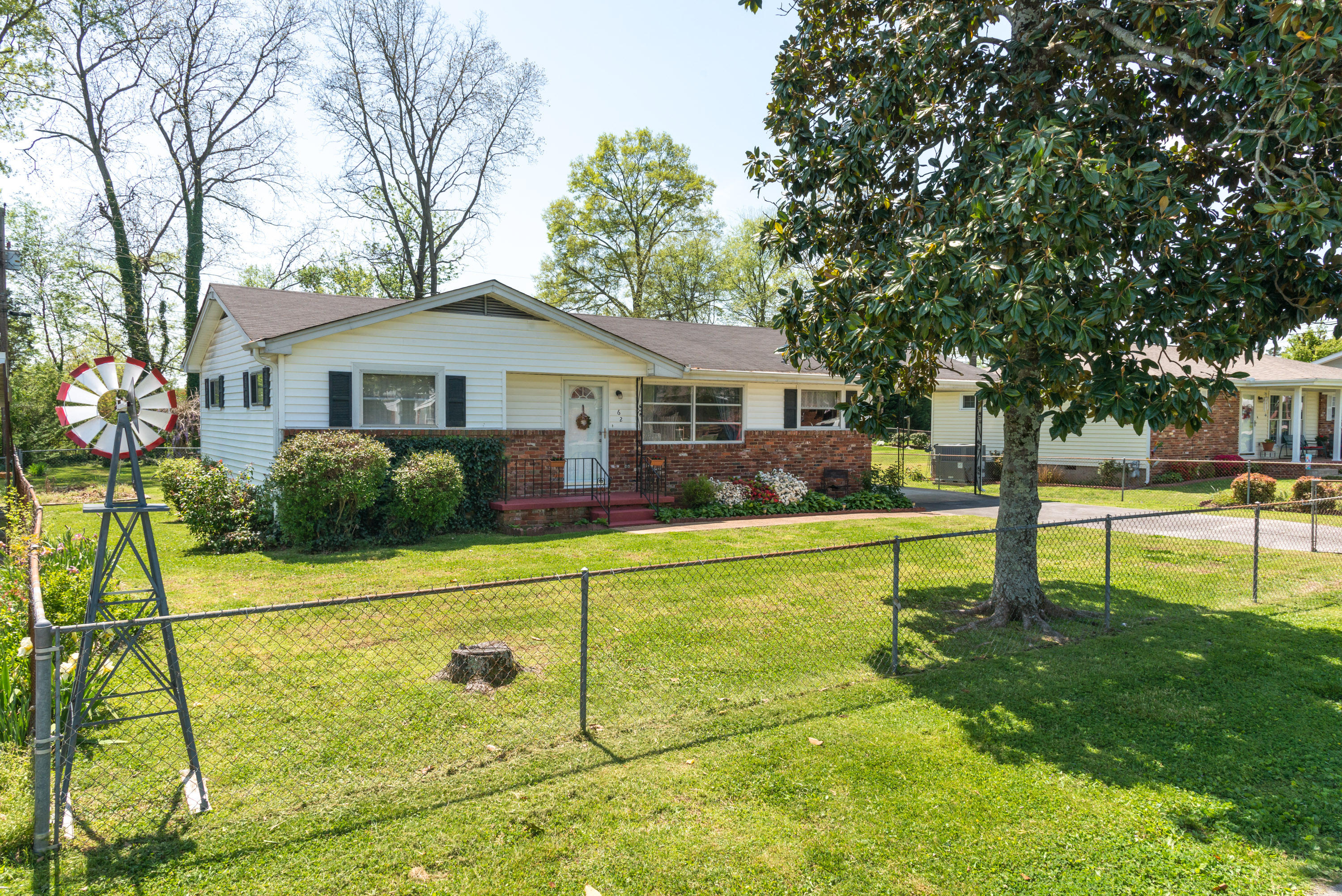 62 Roswell Road Rossville, GA 30741 - Photo 2 of 26 Front View