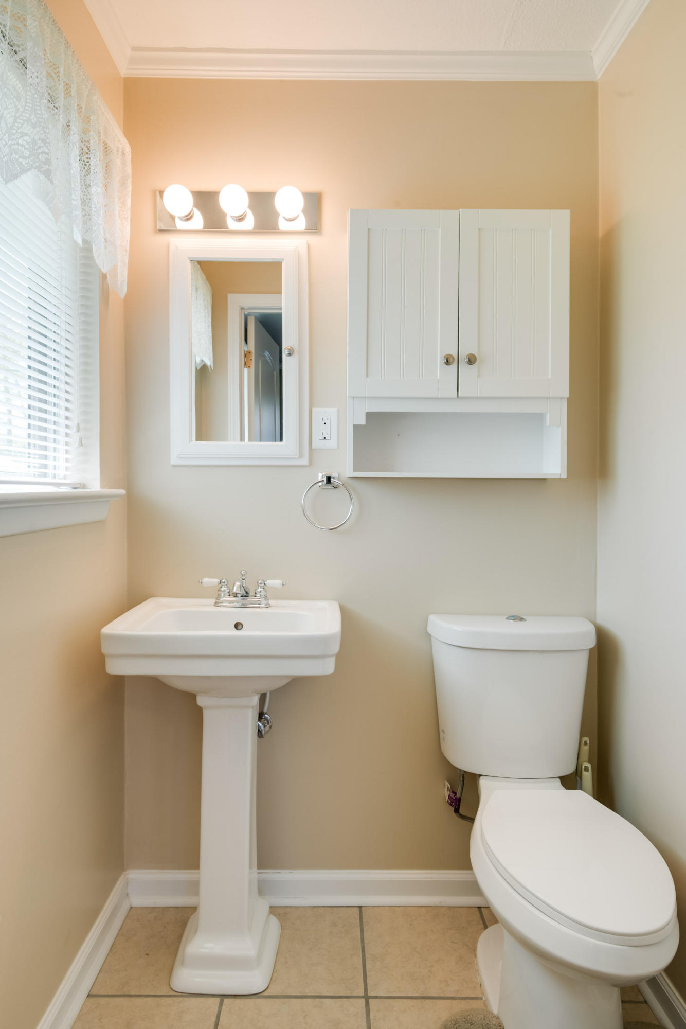 62 Roswell Road Rossville, GA 30741 - Photo 13 of 26 Half Bath