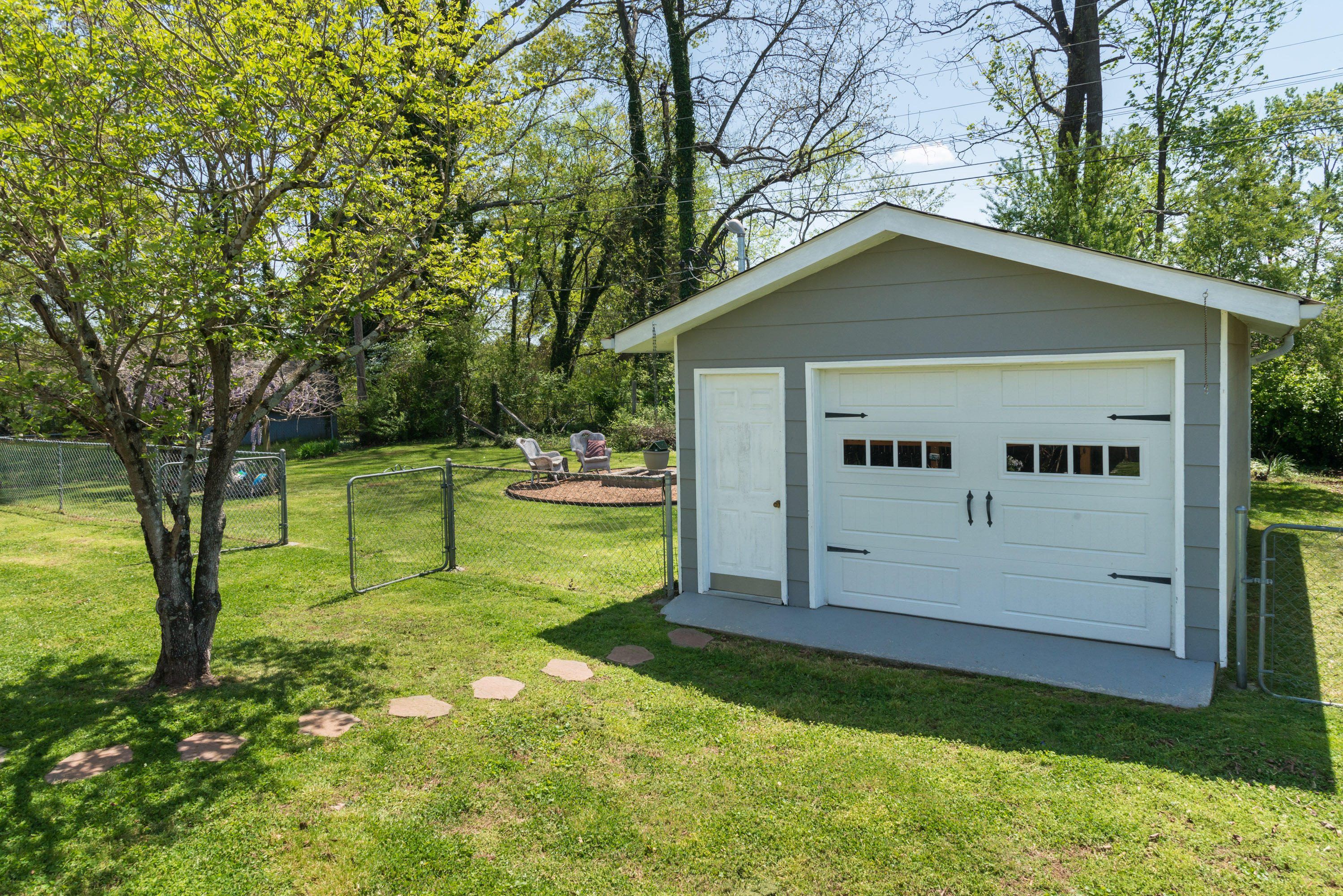 62 Roswell Road Rossville, GA 30741 - Photo 14 of 26 Detached Garage