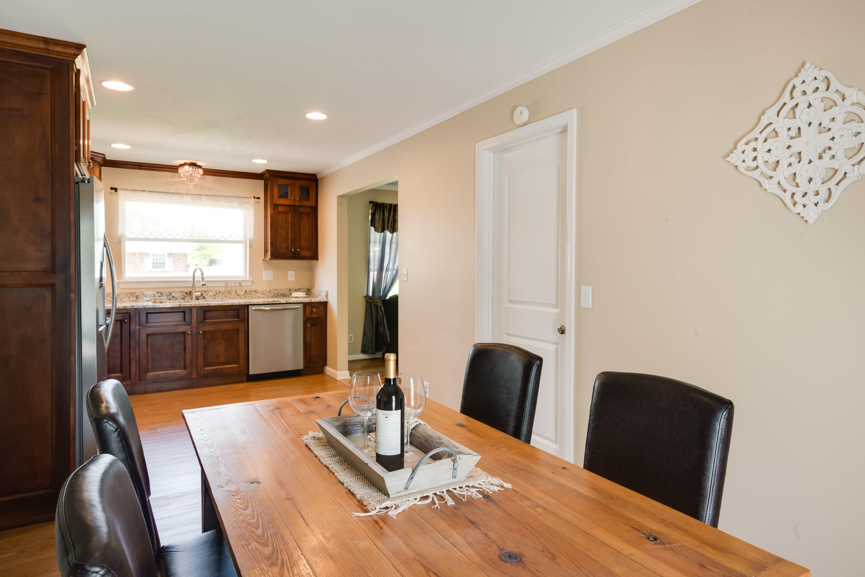 62 Roswell Road Rossville, GA 30741 - Photo 8 of 26 Eat in Area