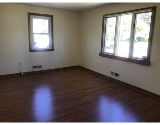 116 Denwall Drive Springfield, MA 01119 - Photo 19 of 39 Gallery Image 19