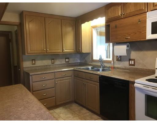 116 Denwall Drive Springfield, MA 01119 - Photo 5 of 39 Gallery Image 5