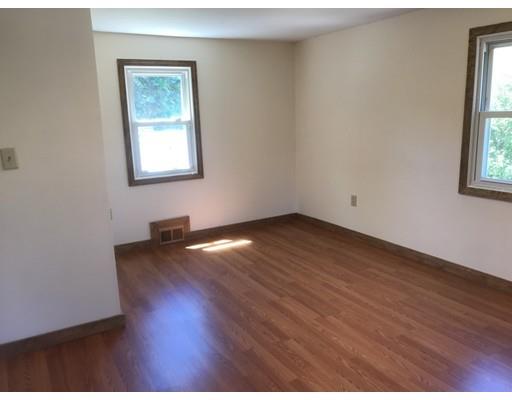116 Denwall Drive Springfield, MA 01119 - Photo 10 of 39 Gallery Image 10