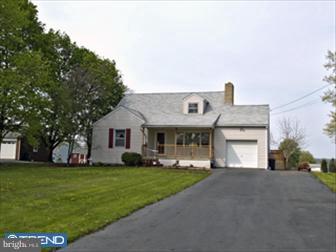 419 West Moyer Road Pottstown, PA 19464 - Photo 1 of 6 Exterior Front