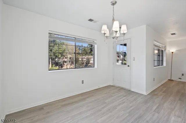 $515,000 | 1006 Thoreau Court, Mahwah, NJ 07430