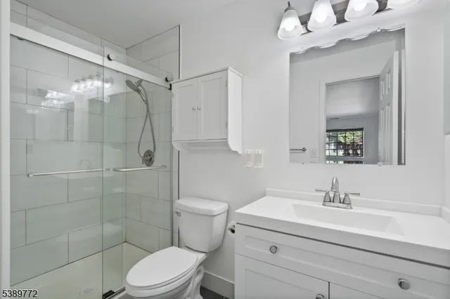 $515,000 | 1006 Thoreau Court, Mahwah, NJ 07430