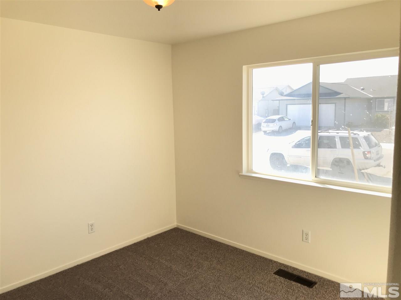 2130 Fort Bridger Road Fernley, NV 89408 - Photo 6 of 16 Photo 6