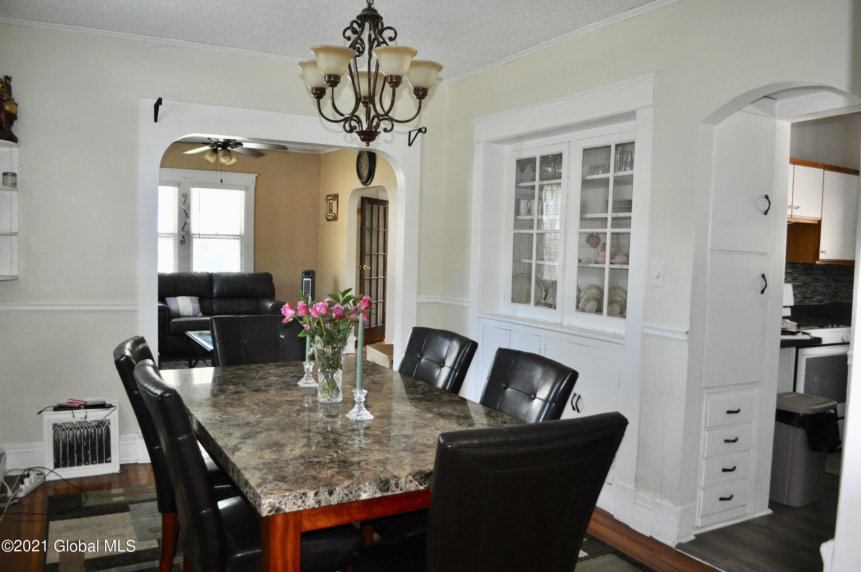 26 Russell Road Albany, NY 12203 - Photo 13 of 21 24