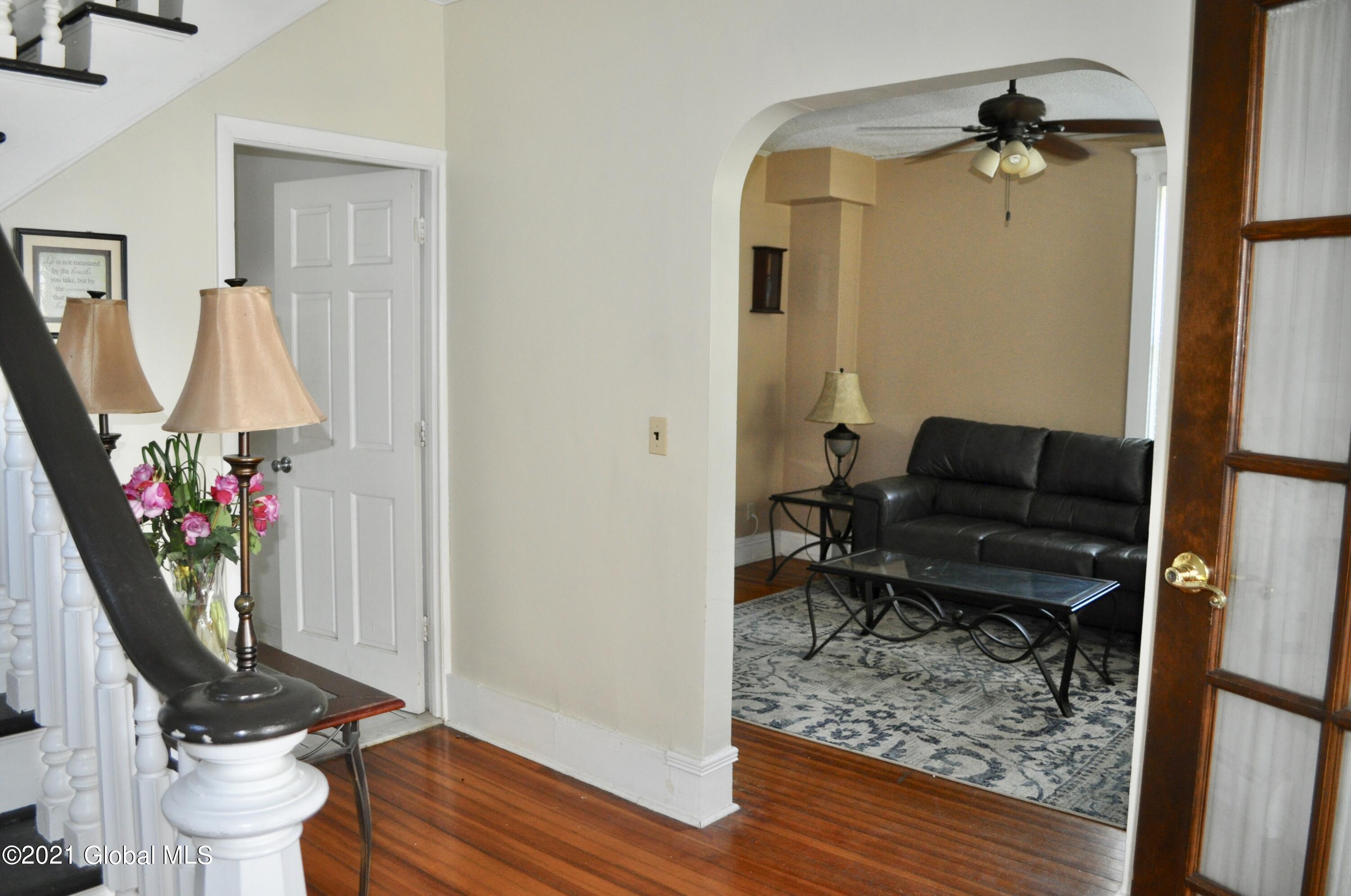 26 Russell Road Albany, NY 12203 - Photo 8 of 21 13