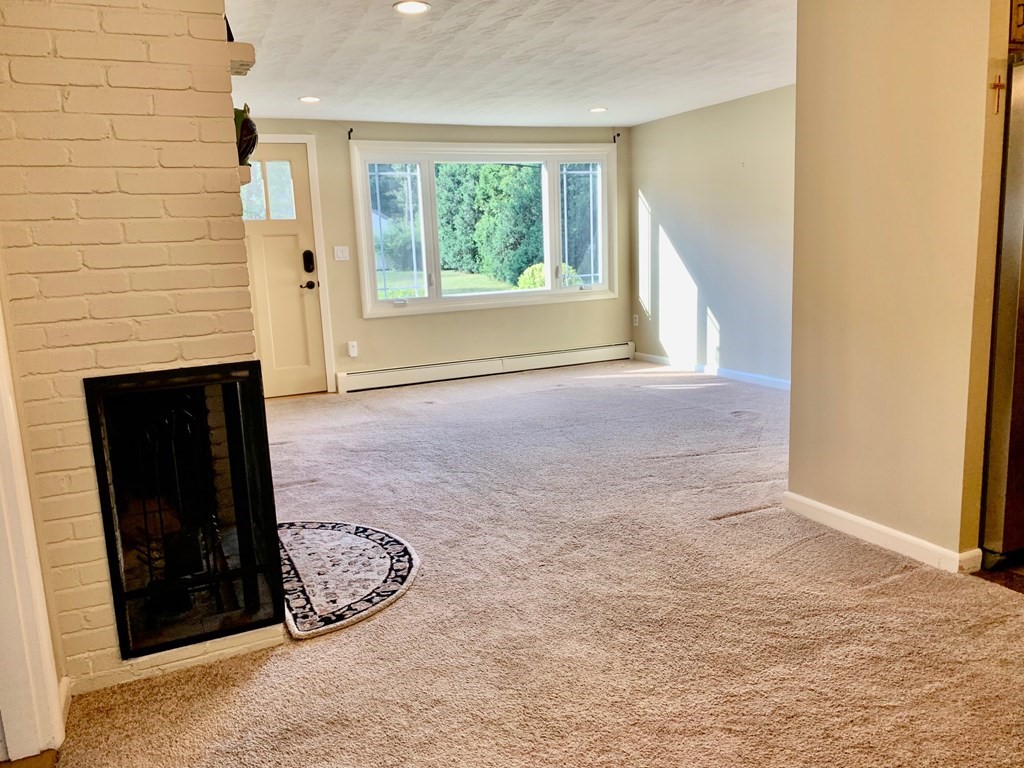 52 Riner Street Framingham, MA 01701 - Photo 2 of 21 Gallery Image 2