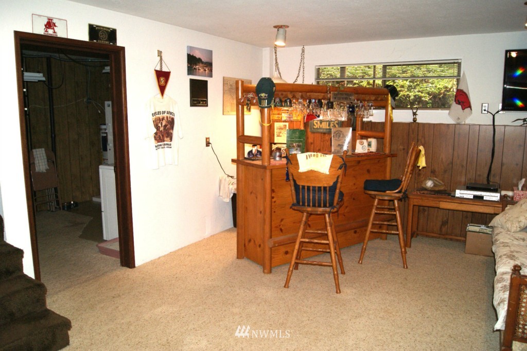 13437 Hadfield Road Southeast Olalla, WA 98359 - Photo 8 of 14 Gallery Image 8