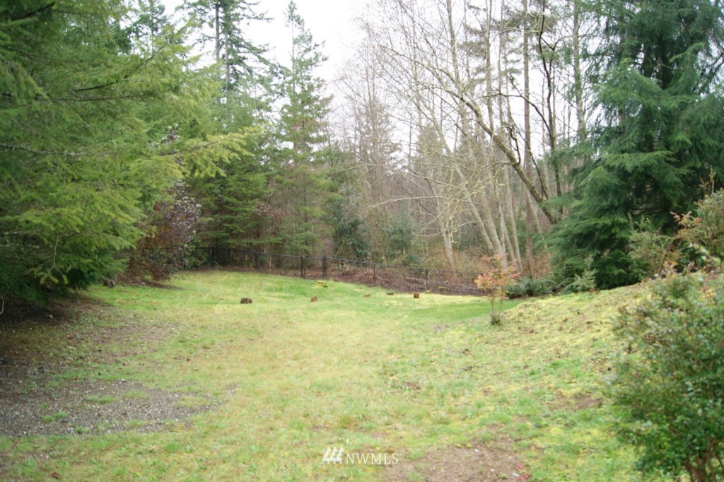 13437 Hadfield Road Southeast Olalla, WA 98359 - Photo 10 of 14 Gallery Image 10