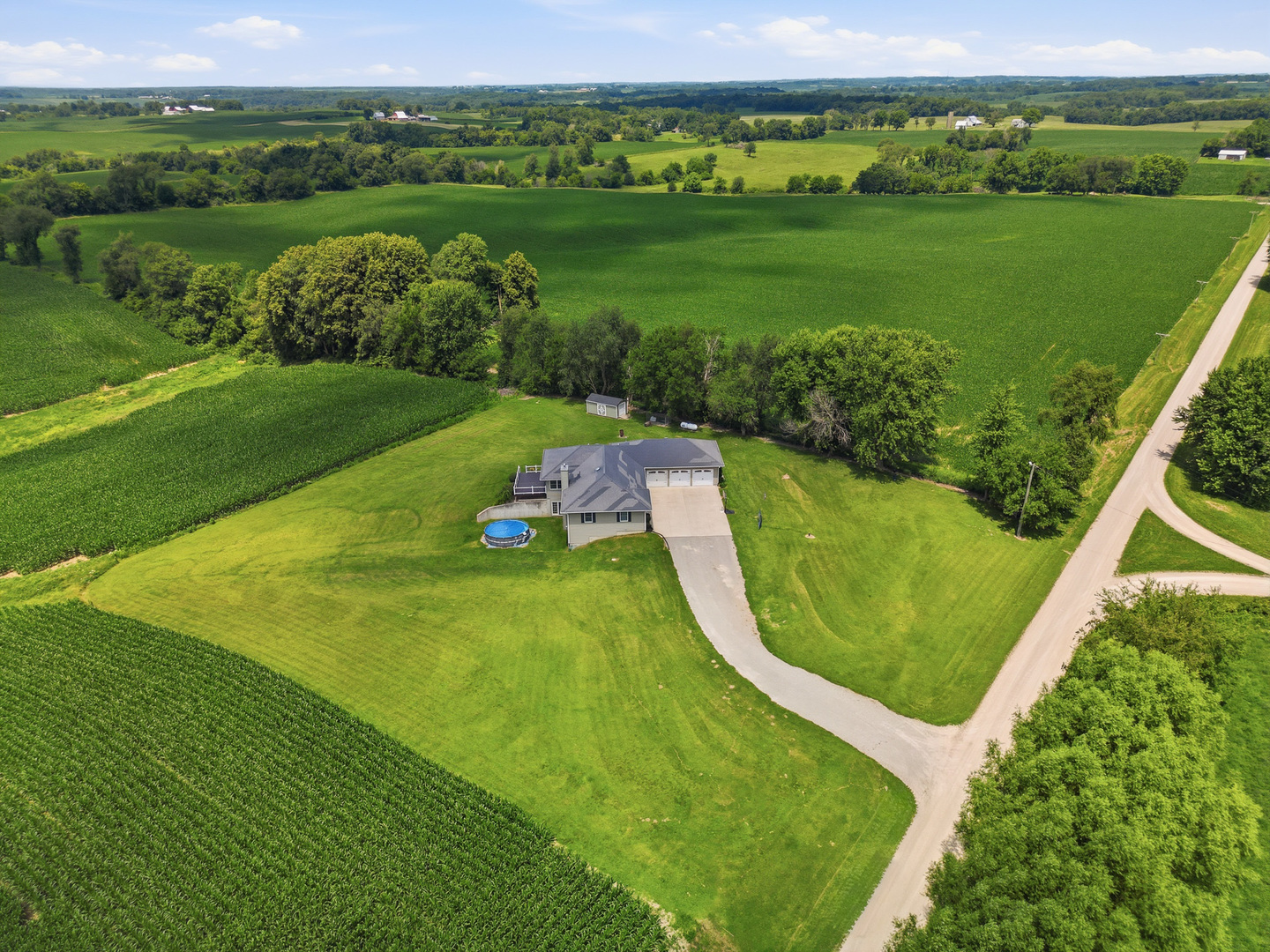 19481 Blue Goose Road Morrison, IL 61270 - Photo 36 of 41