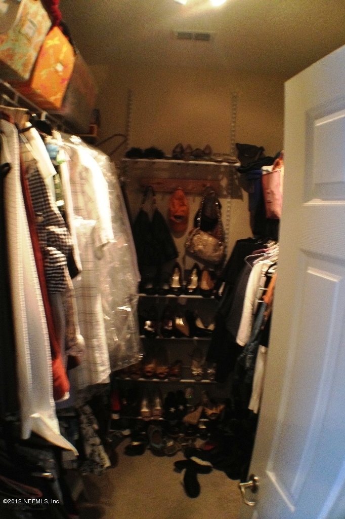 6092 White Tip Road Jacksonville, FL 32258 - Photo 19 of 32 19_Master_Walk_In_Closet