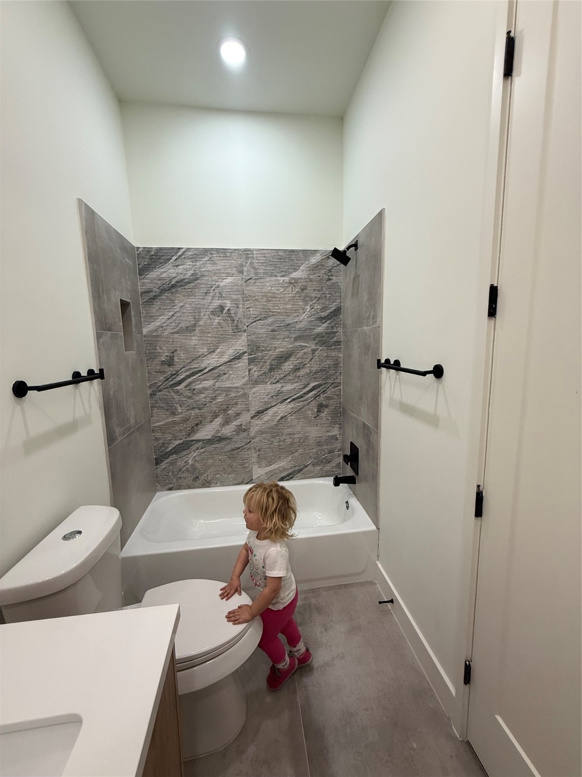 1815 McKee Street, Unit A Houston, TX 77009 - Photo 31 of 34