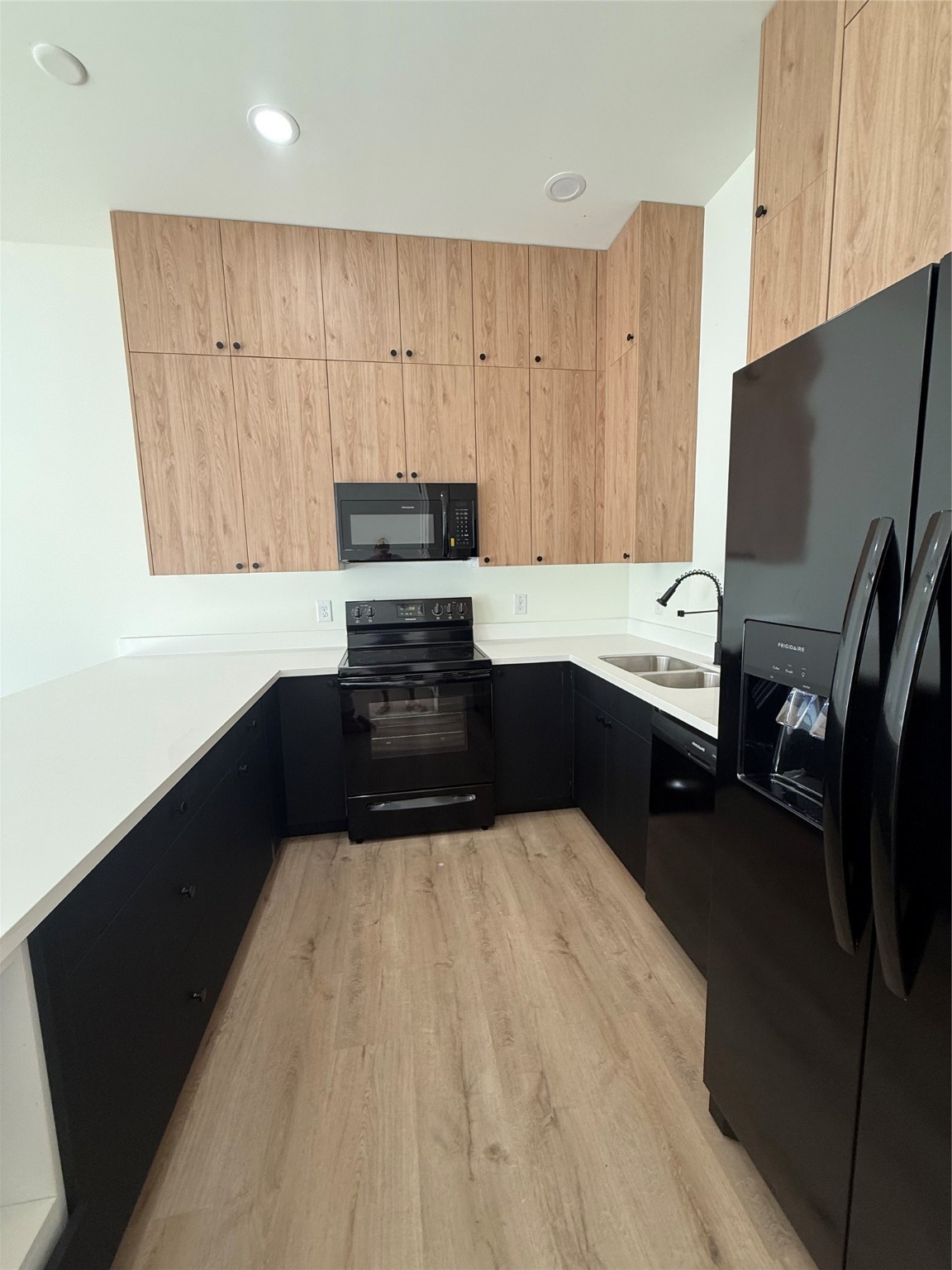 1815 McKee Street, Unit A Houston, TX 77009 - Photo 10 of 34