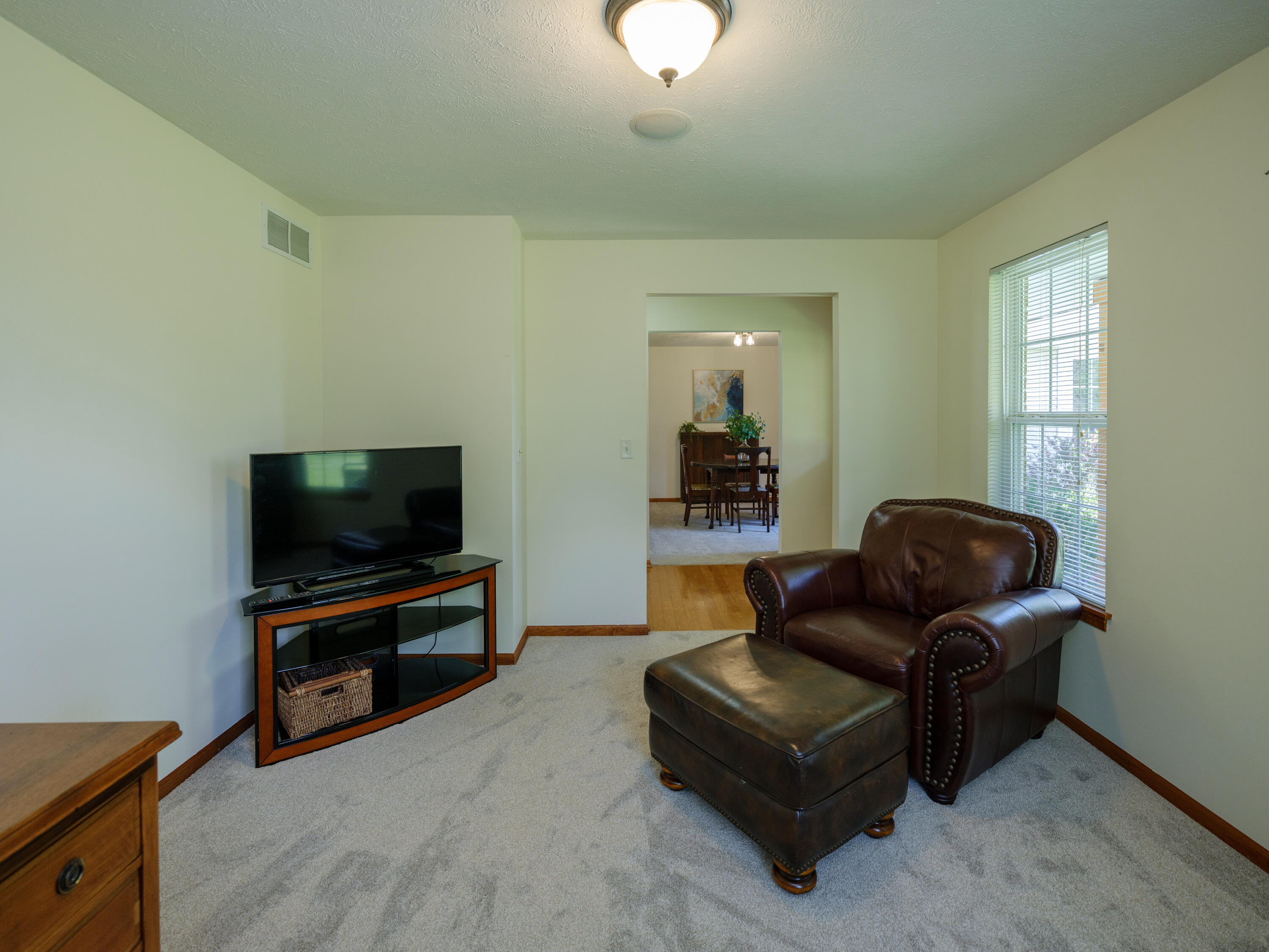 1042 Hunter Ridge Battle Creek, MI 49017 - Photo 16 of 47 1042 Hunters Ridge-115