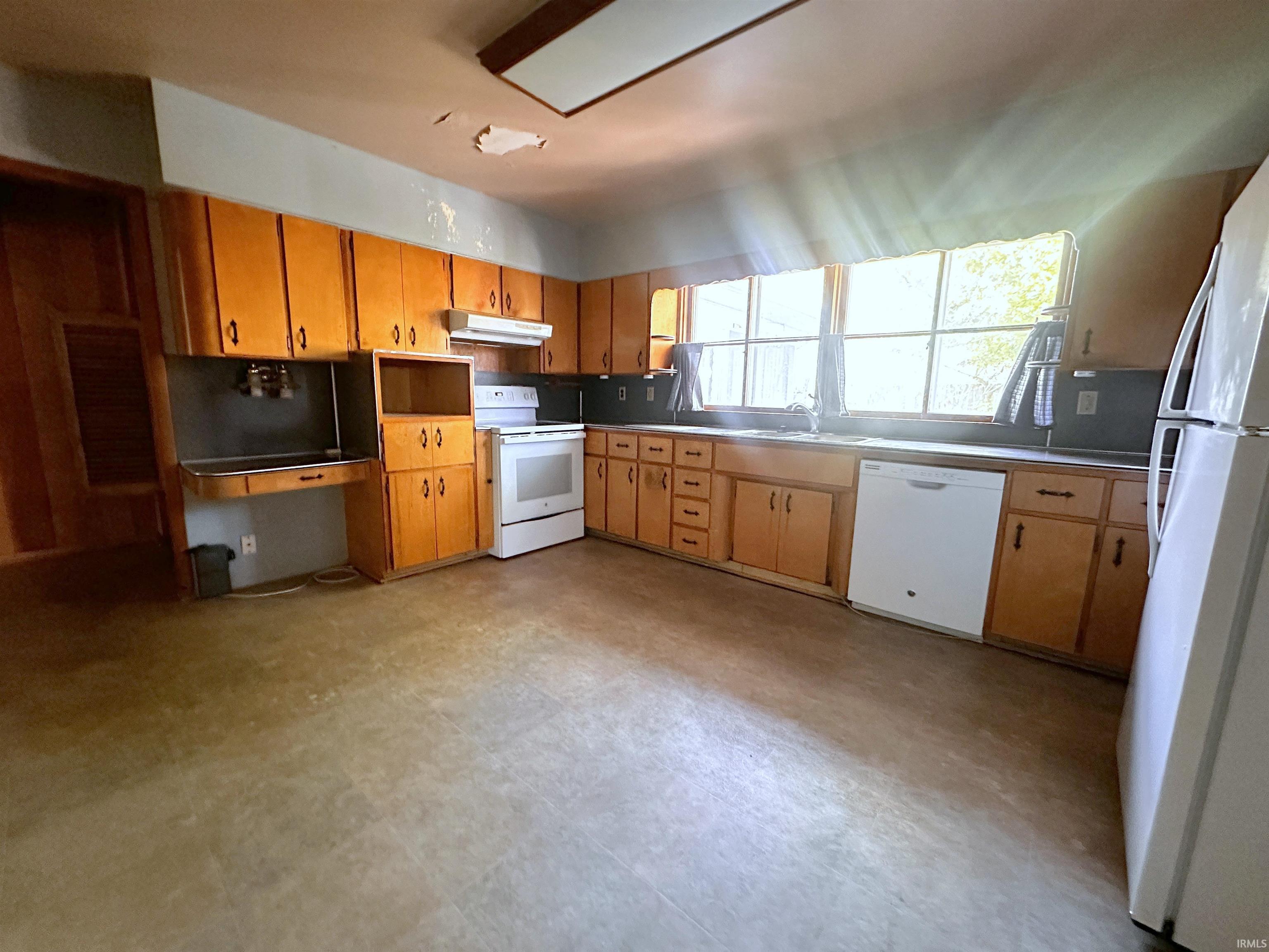 311 West 12th Street Portland, IN 47371 - Photo 8 of 23