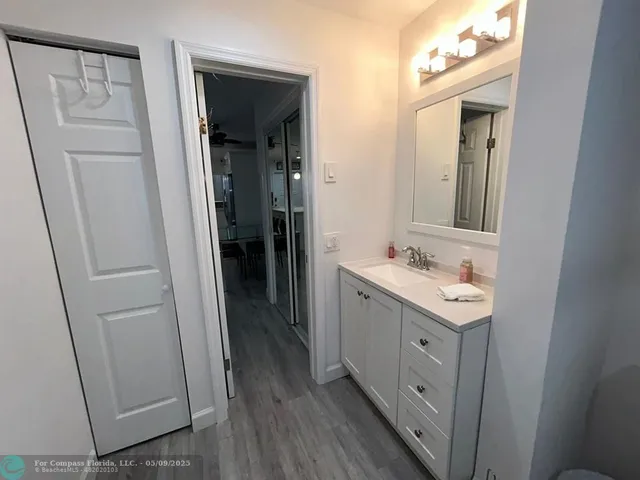 $1,750 | 3510 Harrison Street, Unit 4, Hollywood, FL 33021