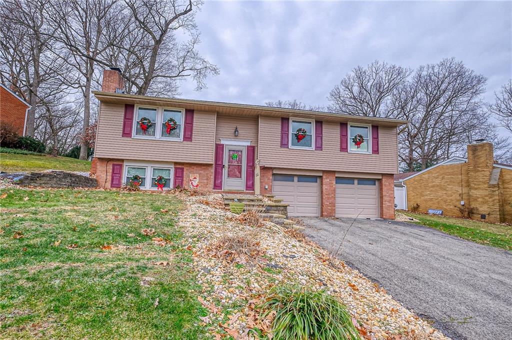 206 Wyngate Road Coraopolis, PA 15108 - Photo 1 of 20 Gallery Image 1