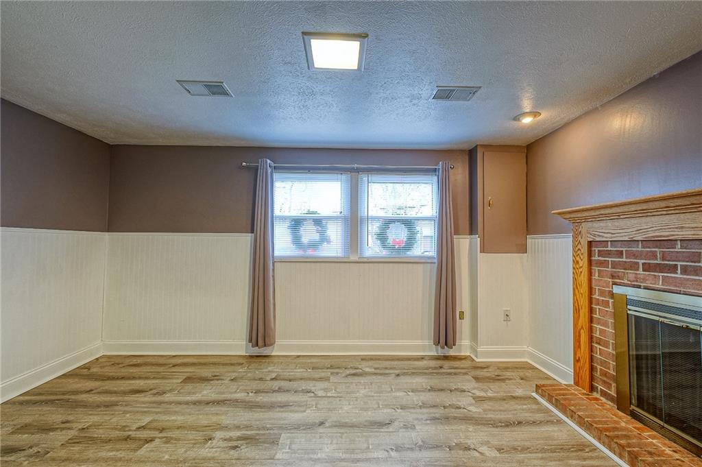 206 Wyngate Road Coraopolis, PA 15108 - Photo 13 of 20 Gallery Image 13
