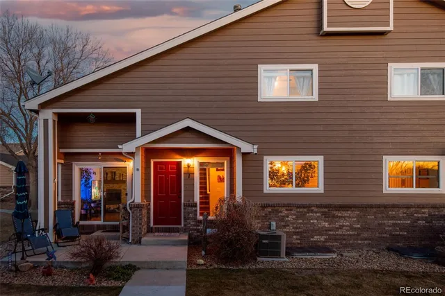 $340,000 | 1601 Great Western Drive, Unit K1, Longmont, CO 80501