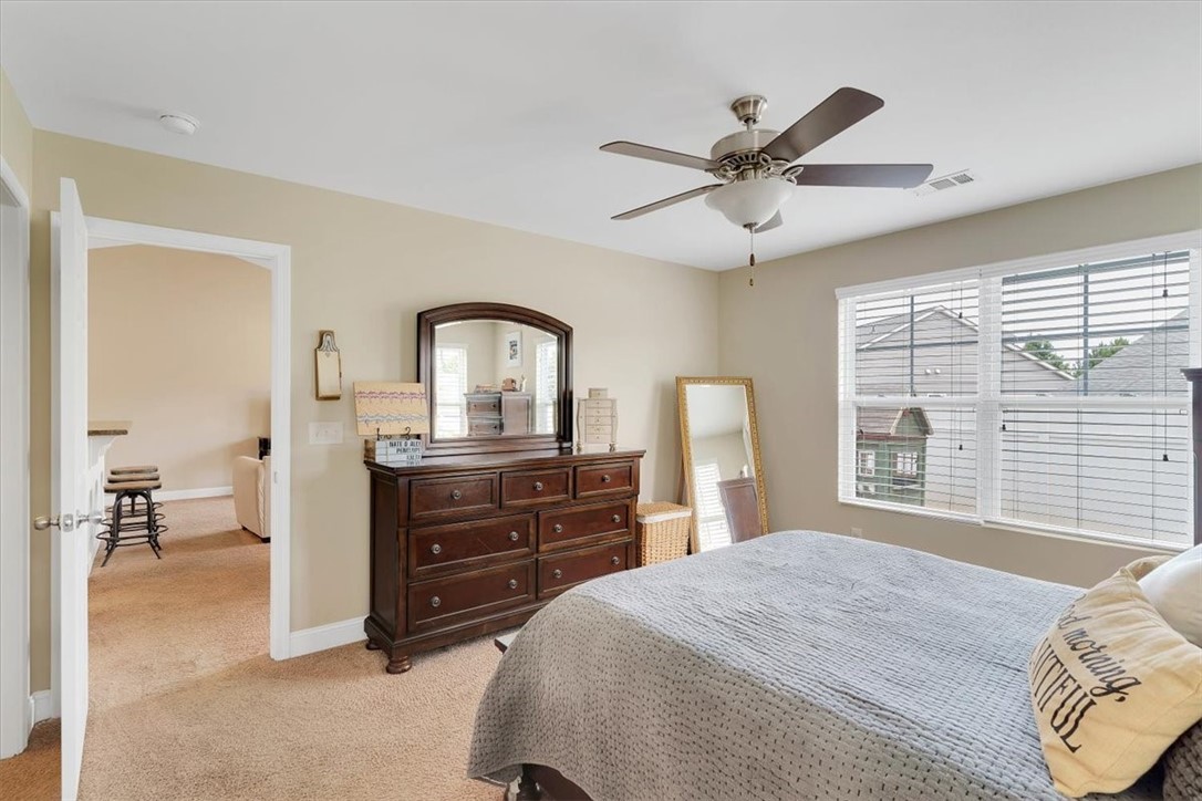 180 Crooked Cedar Way Pendleton, SC 29670 - Photo 10 of 26 Master Suite