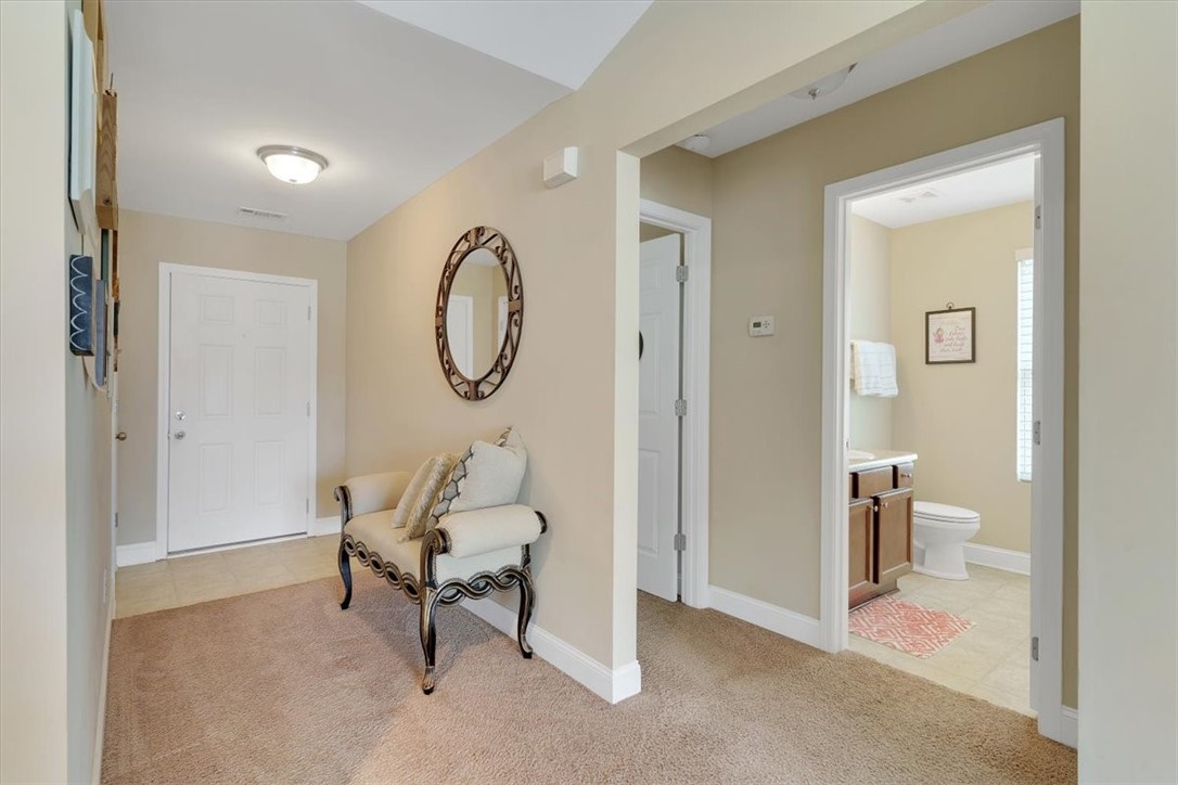 180 Crooked Cedar Way Pendleton, SC 29670 - Photo 2 of 26 Foyer