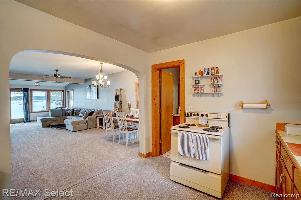3939 Hunt Road Lapeer, MI 48446 - Photo 31 of 45