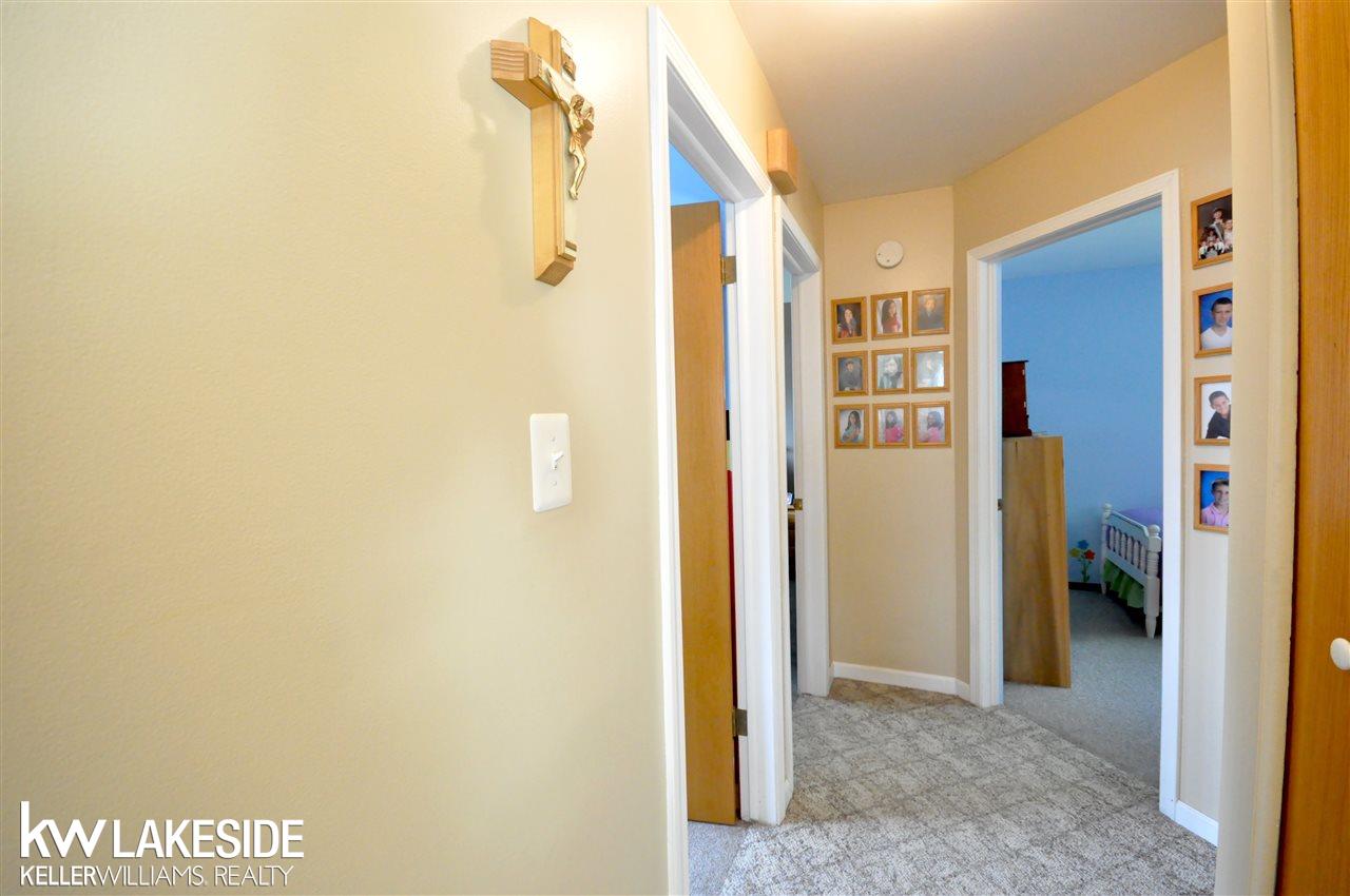 18014 Davidson Road Fraser, MI 48026 - Photo 14 of 21