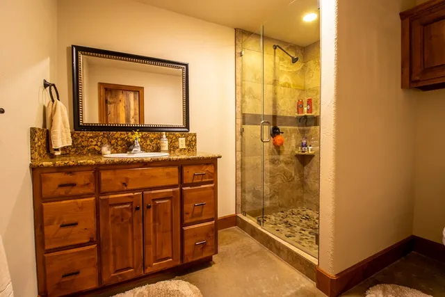 $1,249,000 | 5830 Highway 16, Llano, TX 78643