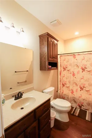 $675,000 | 910 Oak Pass Lane, Sullivan, MO 63080