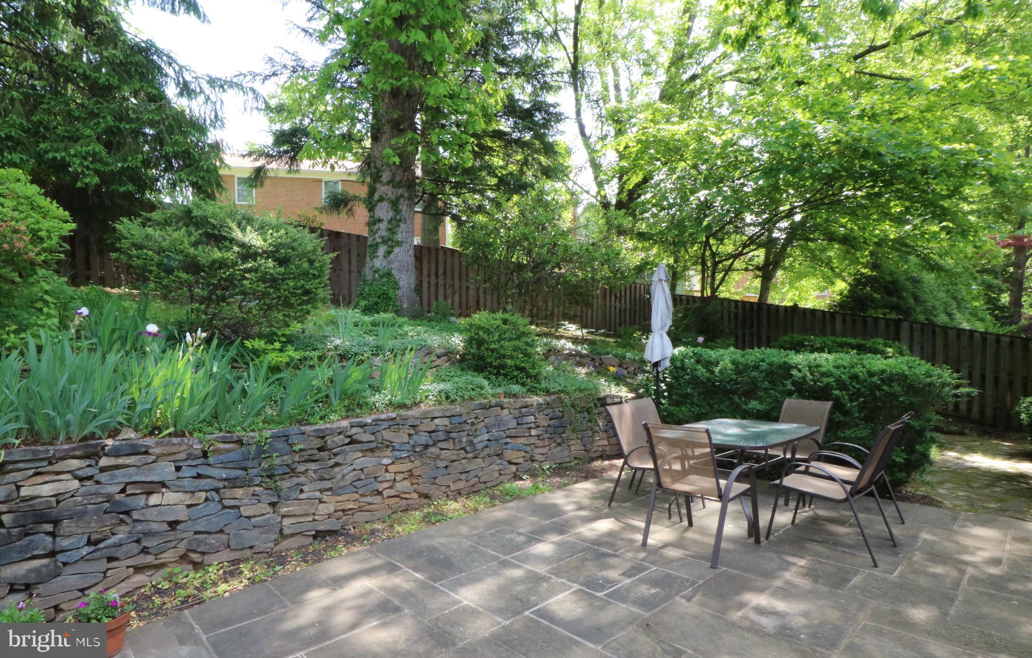 6703 Rannoch Road Bethesda, MD 20817 - Photo 20 of 27 Gallery Image 20