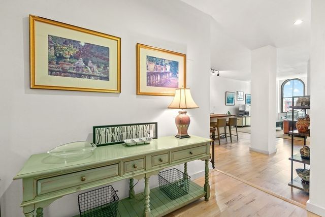 $810,140 | 346 Congress Street, Unit 511, Boston, MA 02210