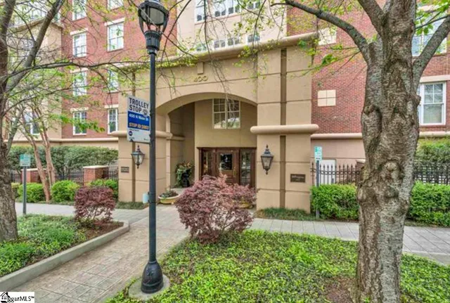 $1,175,000 | 400 North Main Street, Unit 303, Greenville, SC 29601
