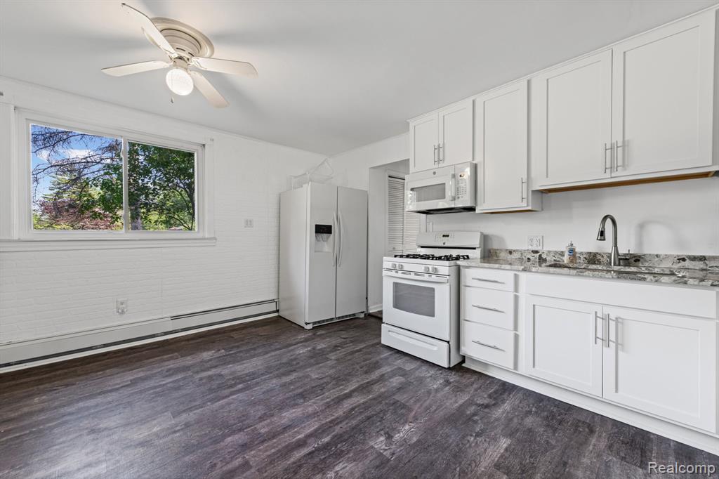 7993 Church Road Grosse Ile, MI 48138 - Photo 8 of 37