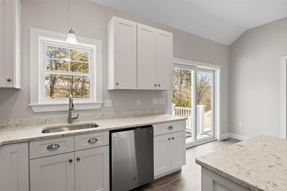 236 South Westgate Road Harwich, MA 02645 - Photo 8 of 32 9