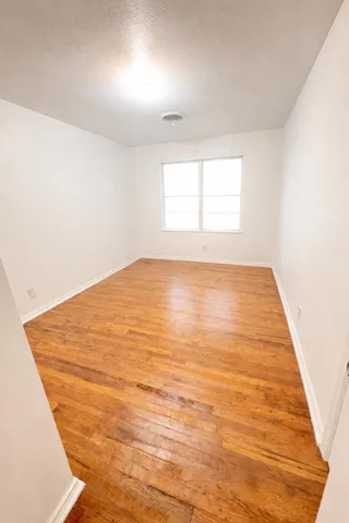 $1,700 | 2108 Horn Road, Bay City, TX 77414