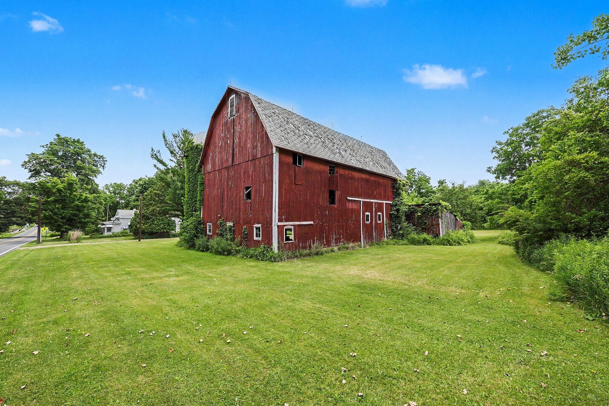 5901 Sharon Hollow Road Manchester, MI 48158 - Photo 8 of 21 018_file_4533