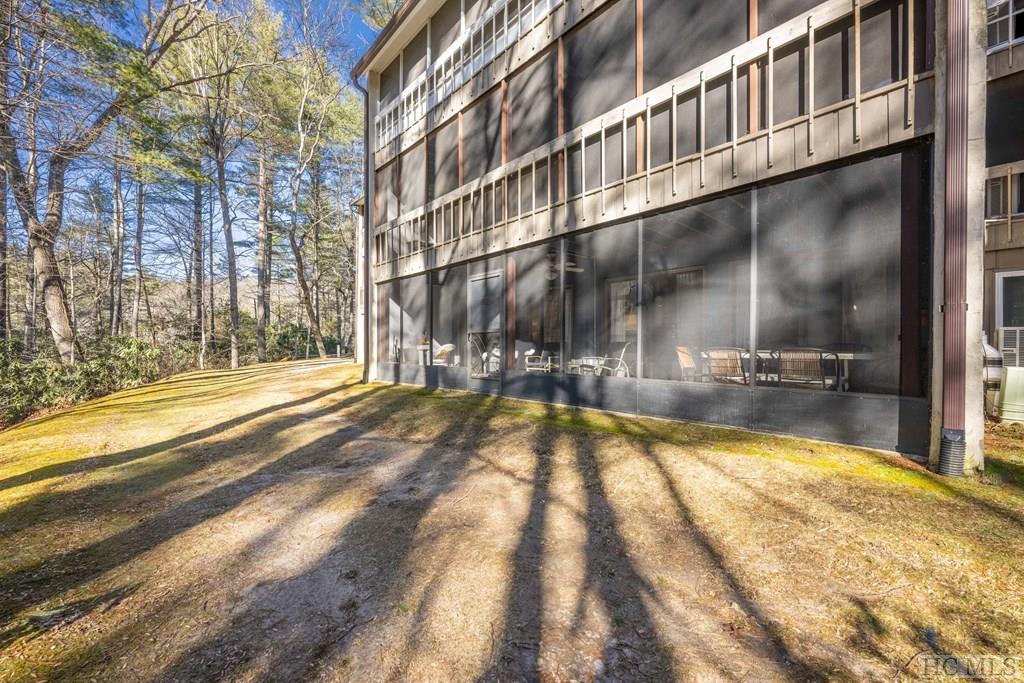 435-1B Overlook Road, Unit 1B Sapphire, NC 28774 - Photo 35 of 53 Gallery Image 35