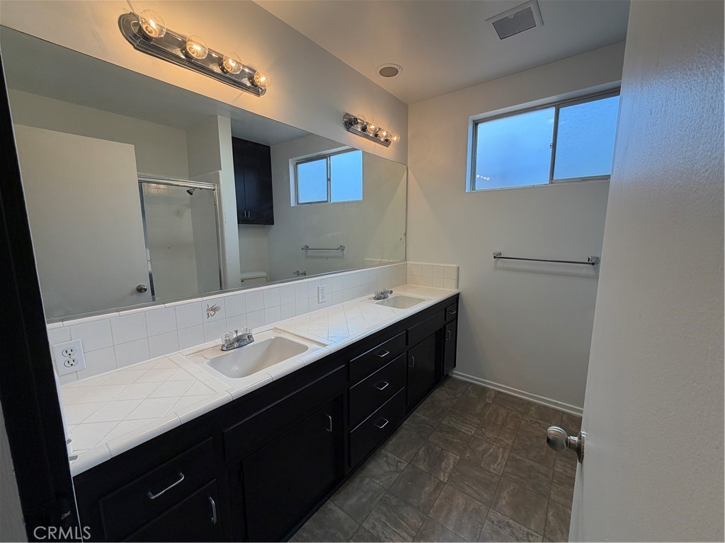 5748 Chelsea Court Rialto, CA 92377 - Photo 36 of 54 Gallery Image 36
