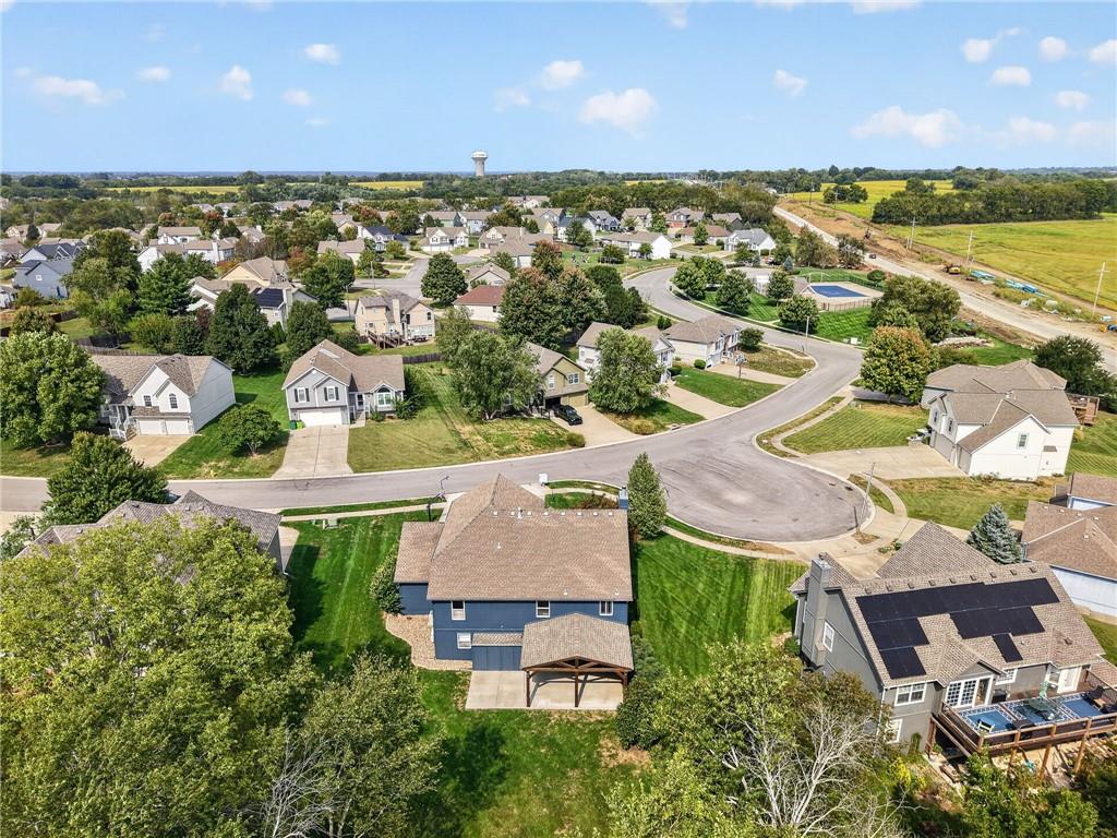 2017 Southwest Post Oak Road Lee's Summit, MO 64082 - Photo 15 of 77 Gallery Image 15