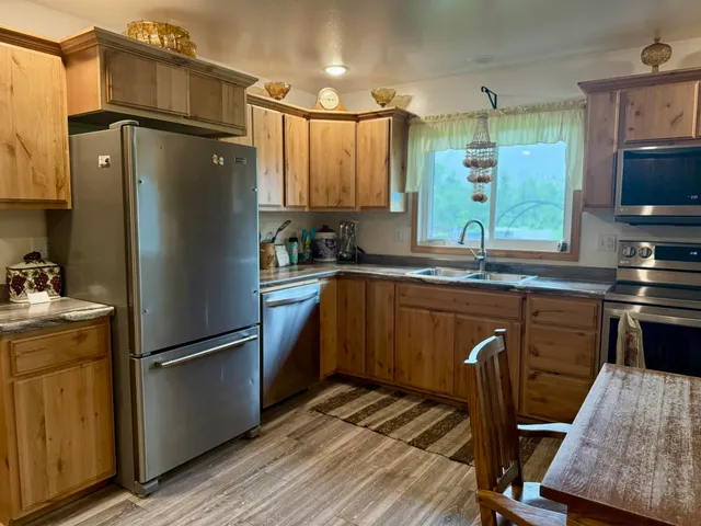 $579,000 | 33486 Driftwood Avenue, Unit B, Warrens, WI 54666