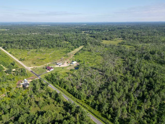 $579,000 | 33486 Driftwood Avenue, Unit B, Warrens, WI 54666