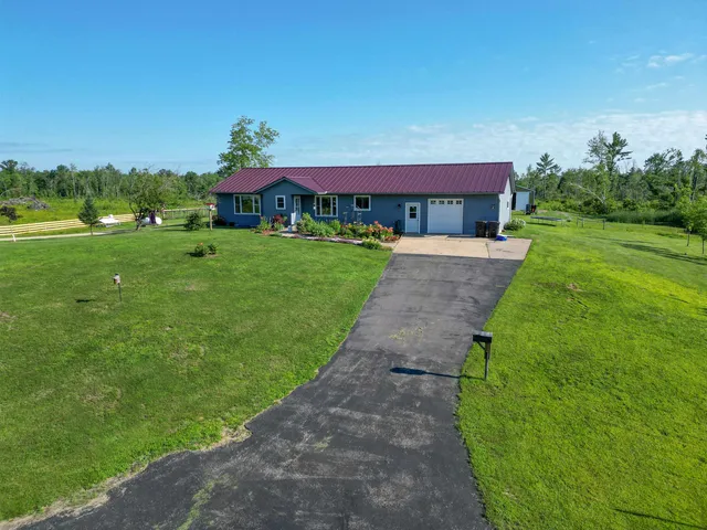 $579,000 | 33486 Driftwood Avenue, Unit B, Warrens, WI 54666