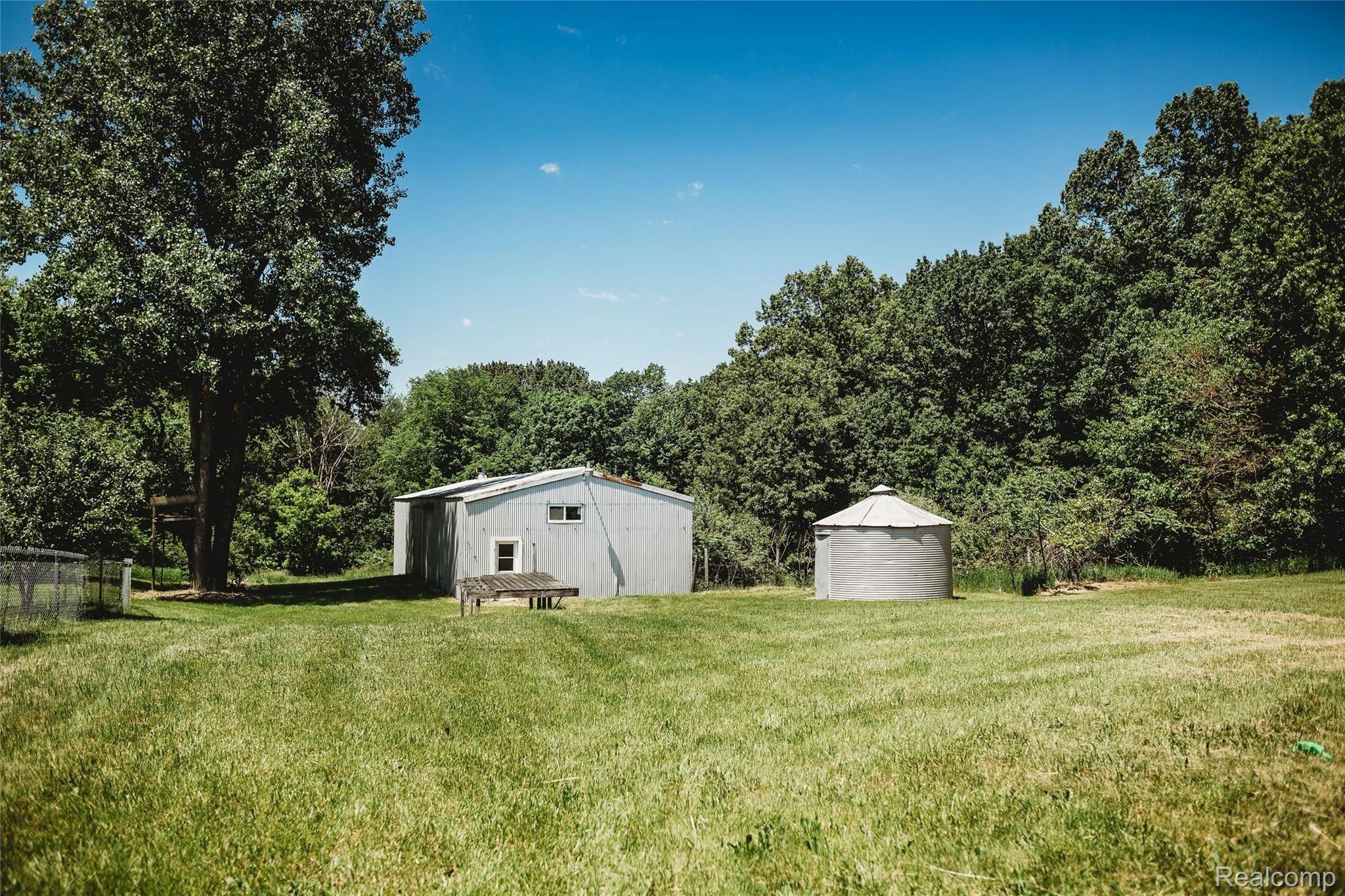 2472 Miller Road Metamora, MI 48455 - Photo 29 of 32 8G0A1598.jpg