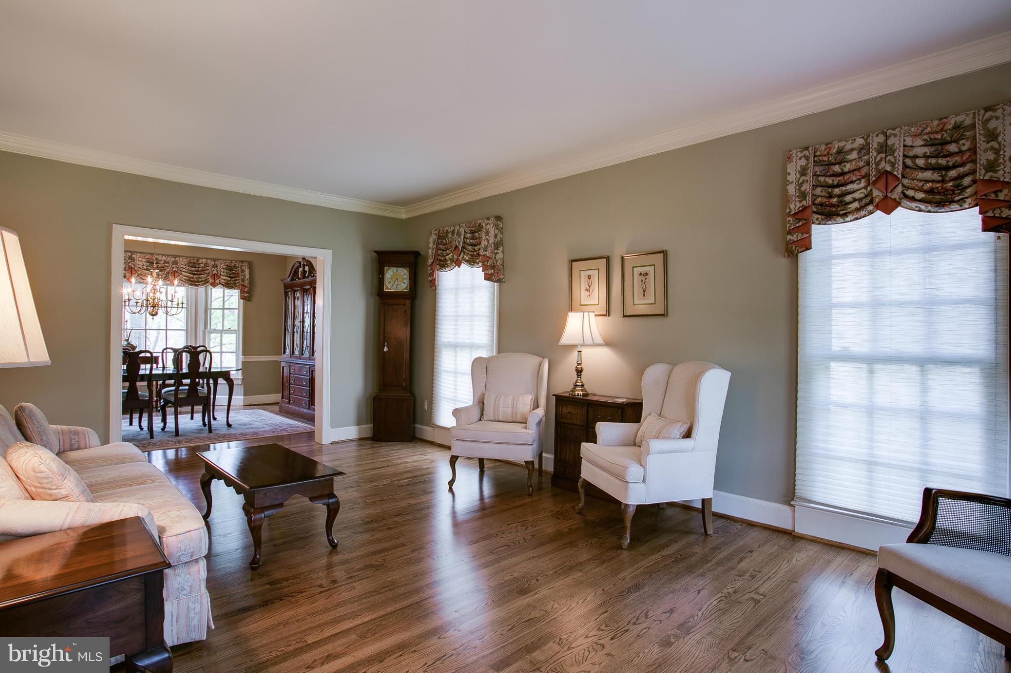 2323 Ridge Tree Court Ellicott City, MD 21042 - Photo 3 of 30 Living Room